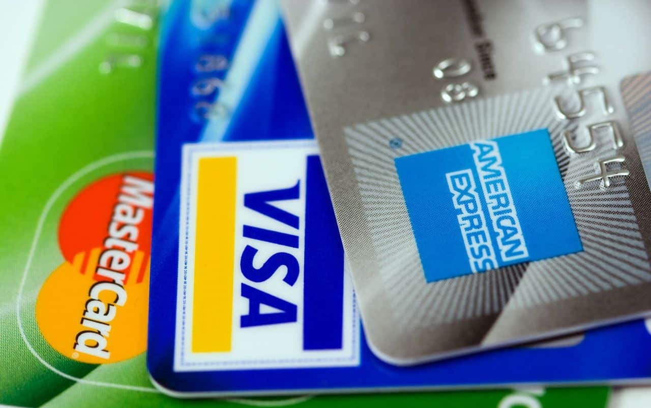 Applying for multiple credit cards at once