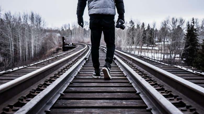 blog post featured image - comeback stories of successful people