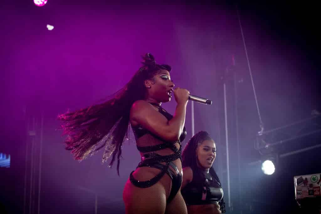 megan thee stallion singing on stage