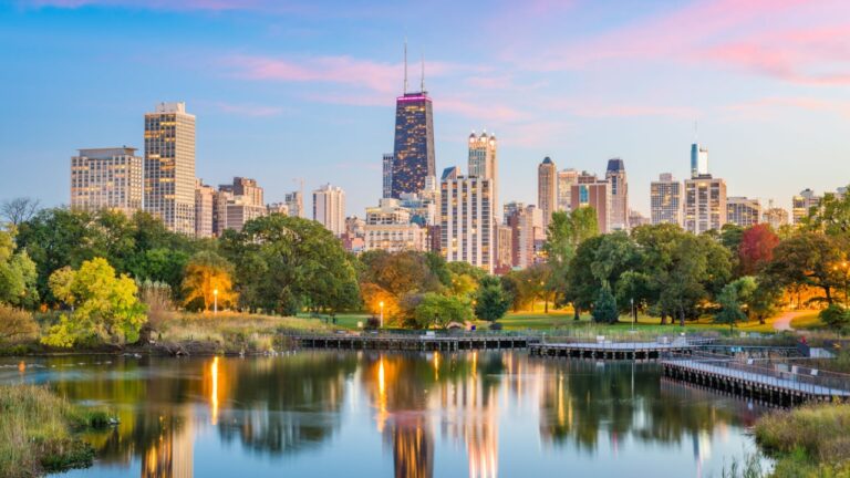 Chicago, IL