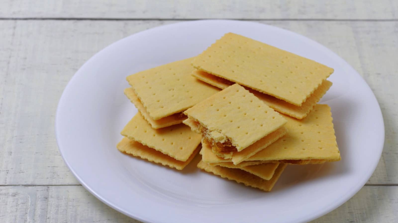 Pineapple Crackers