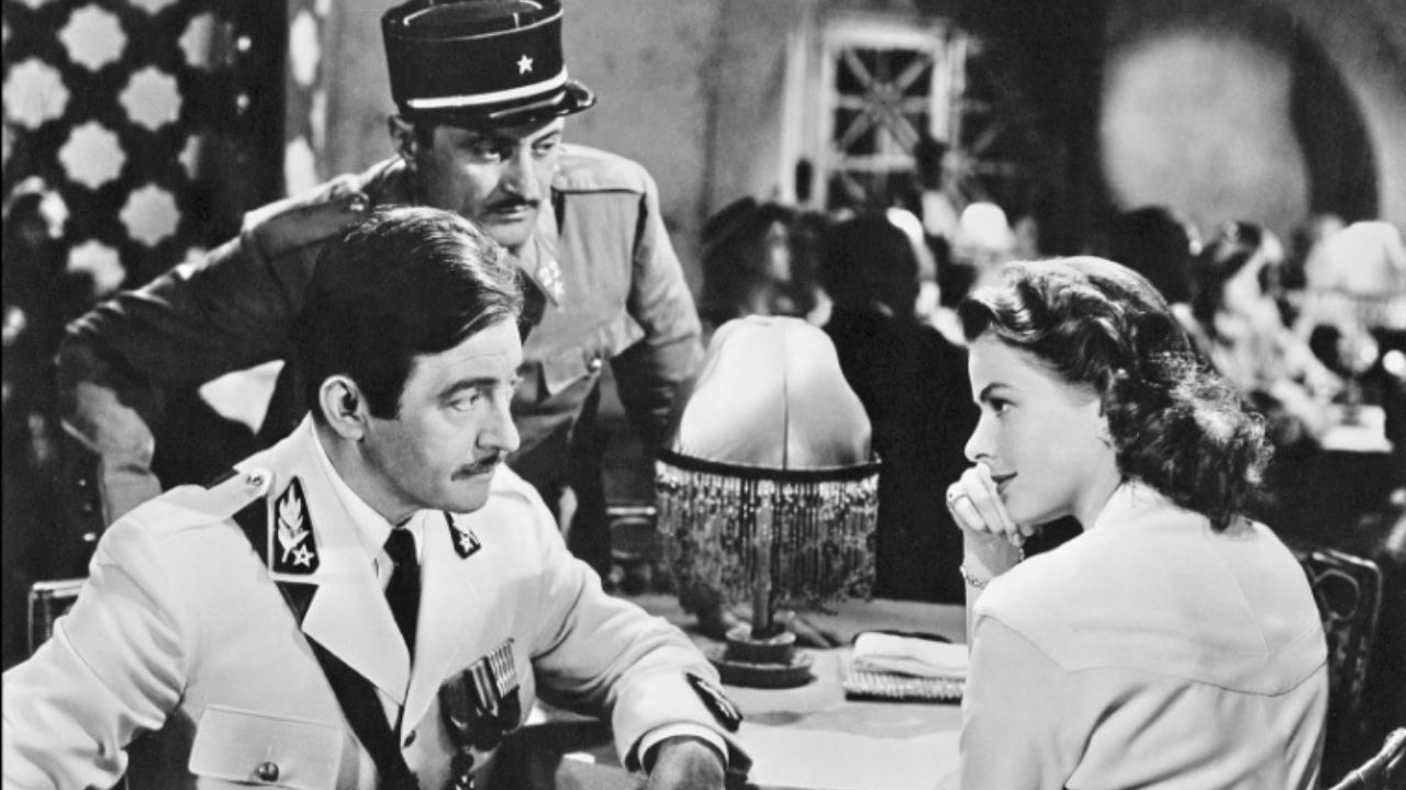 Ingrid Bergman and Claude Rains in Casablanca (1942)