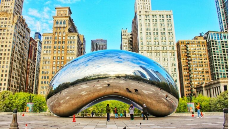 Cloud Gate or The Chicago Bean on a sunny day.