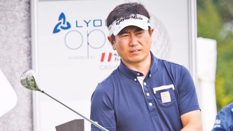 Y.E. Yang
