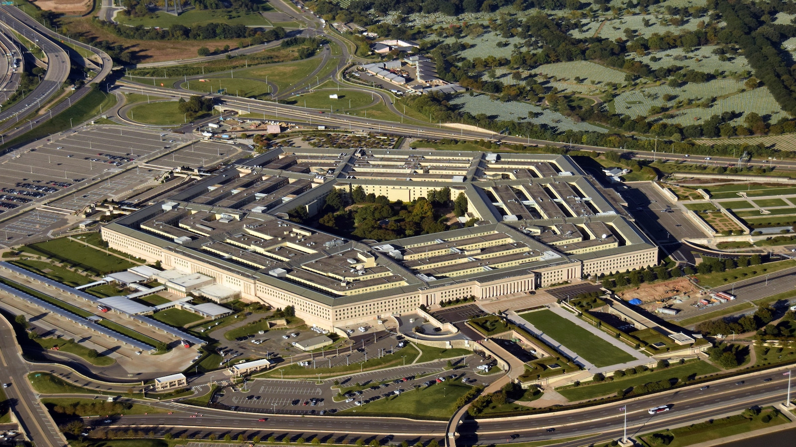 aerial view of pentagon washington dc