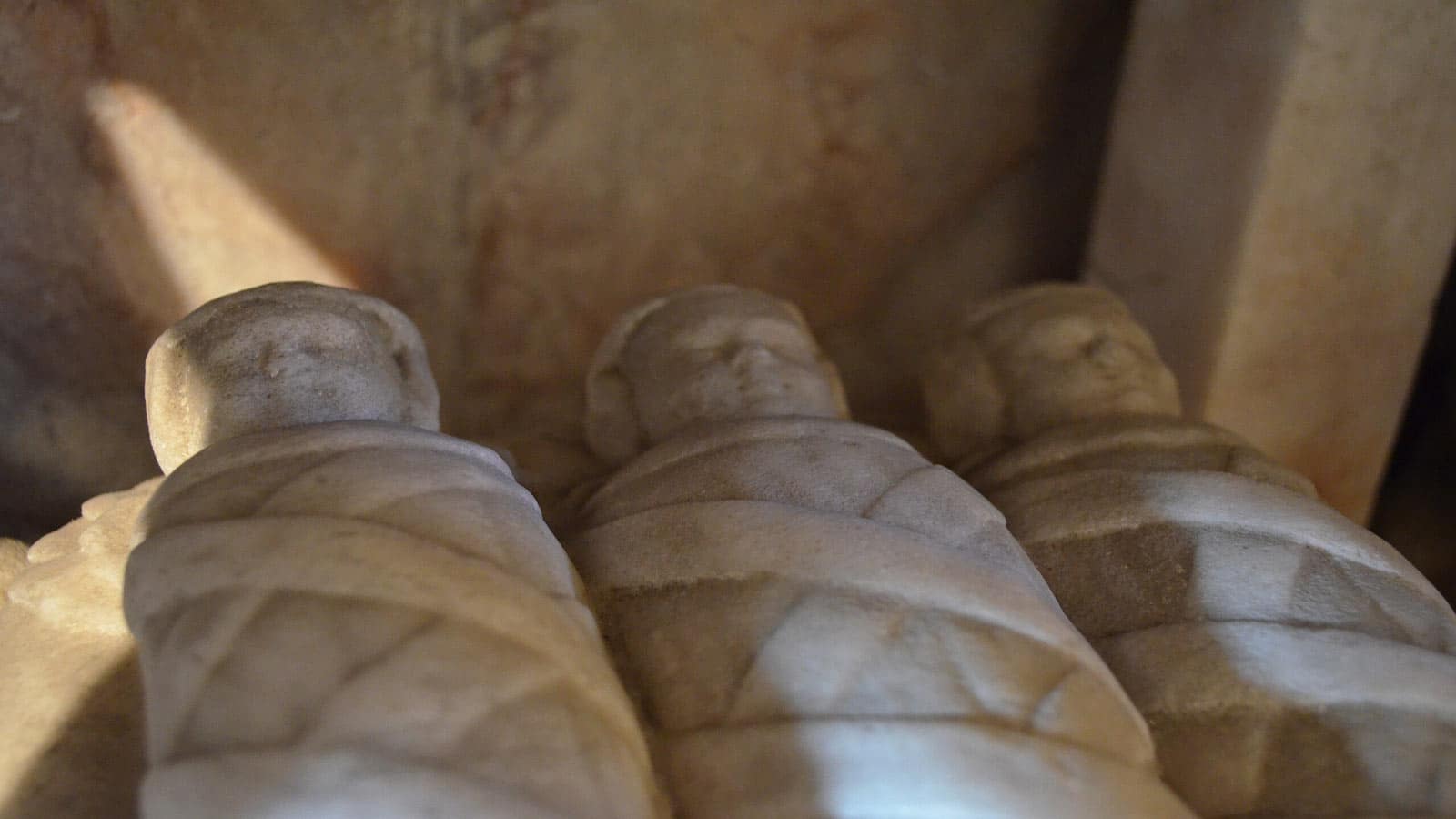 tomb infant chrisom