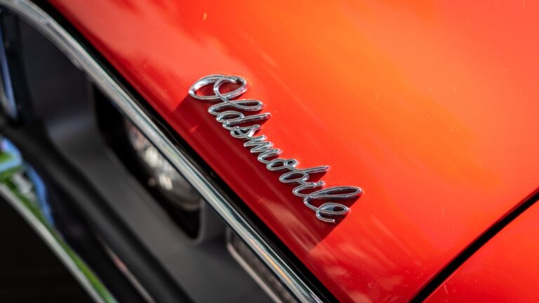 Oldsmobile badge