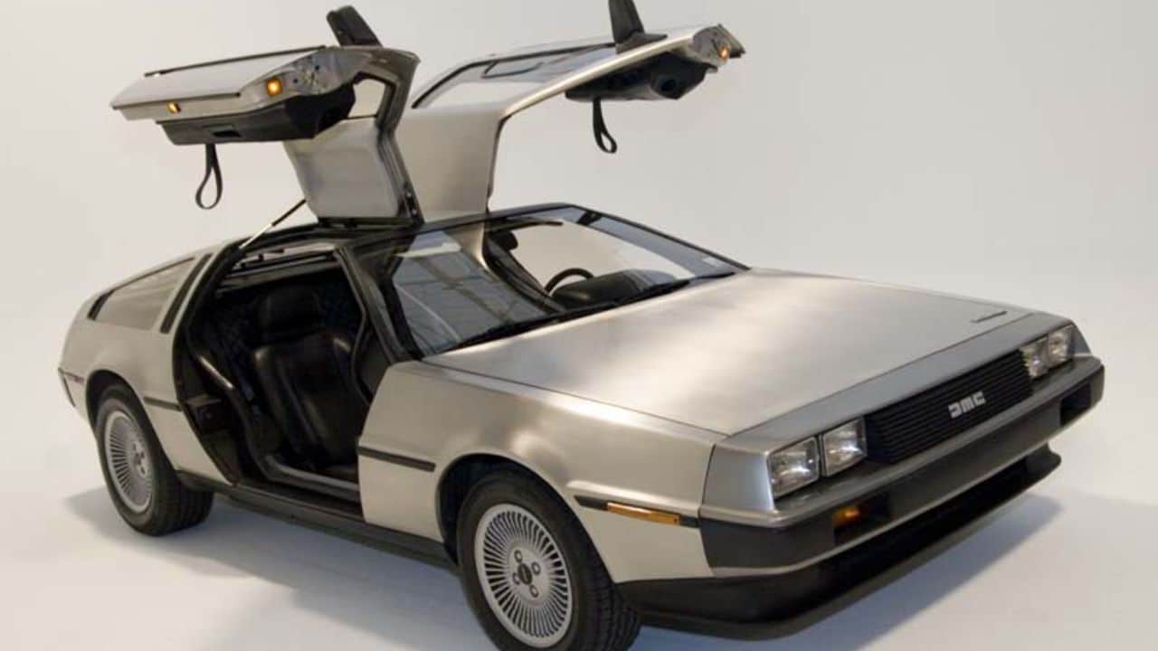DeLorean DMC-12