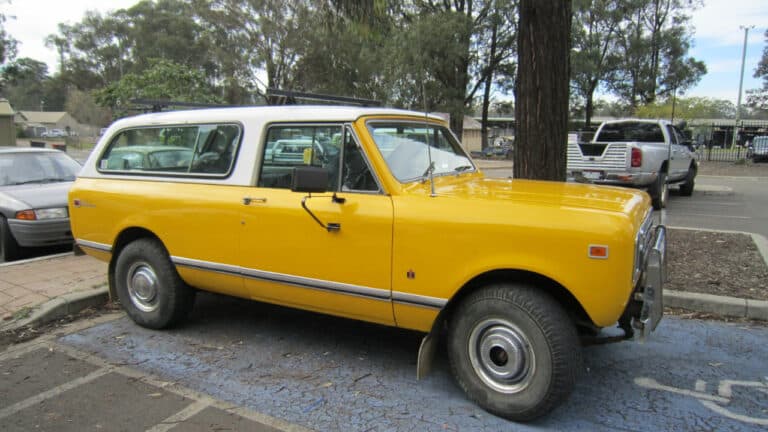 INTERNATIONAL-SCOUT