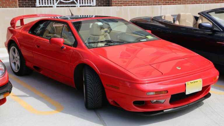 13 Classic Cars Perfect for Cheap People