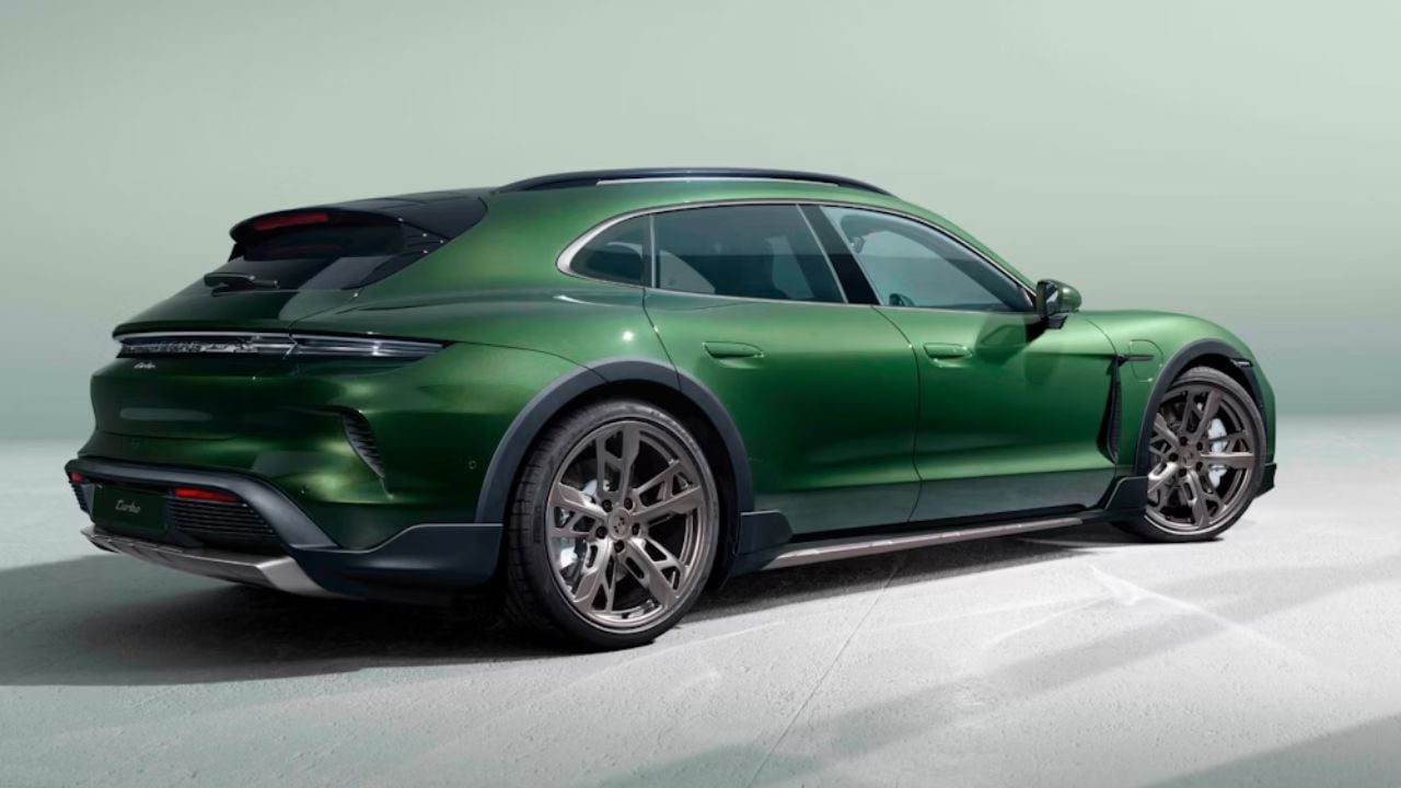 Porsche Taycan Turbo Cross Turismo