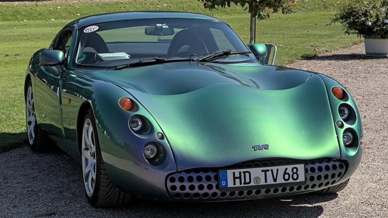 13 Cars That Look Cool but Are an Actual Nightmare to Own
