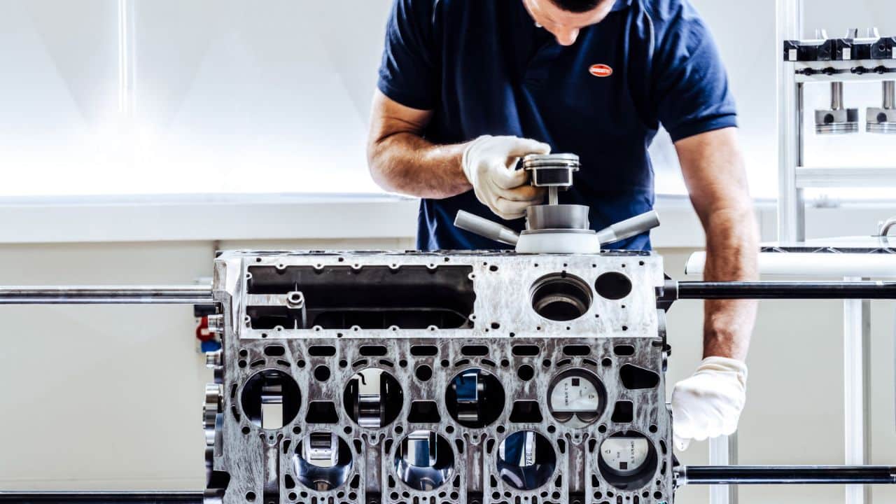 Bugatti W16 engine