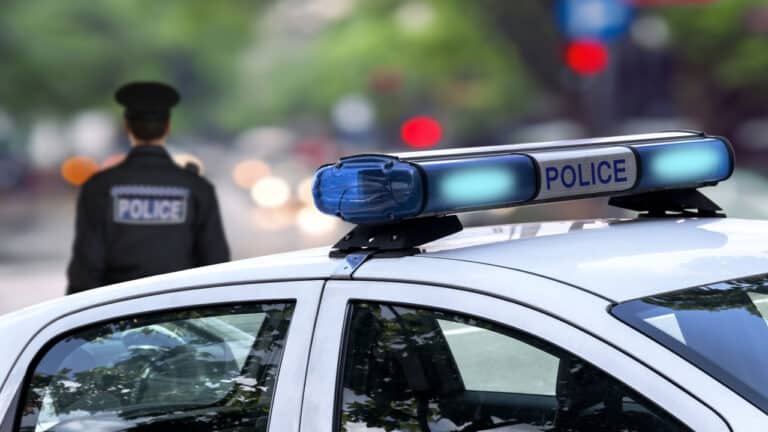 Police car with lights going