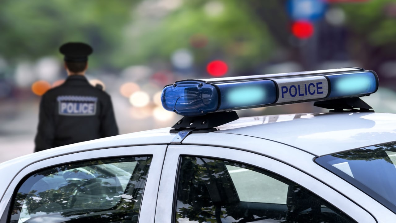Police car with lights going