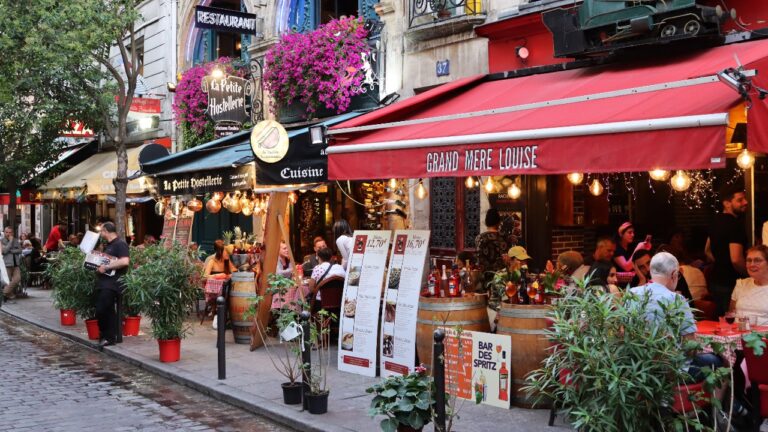 Street-side dining at restaurants