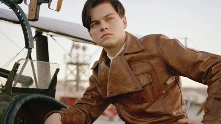 Leonardo DiCaprio in The Aviator (2004)