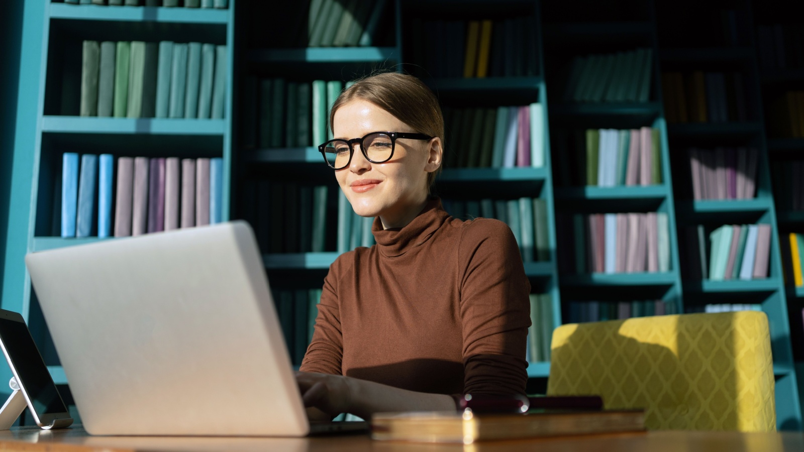 perfectionist woman smiling working in office