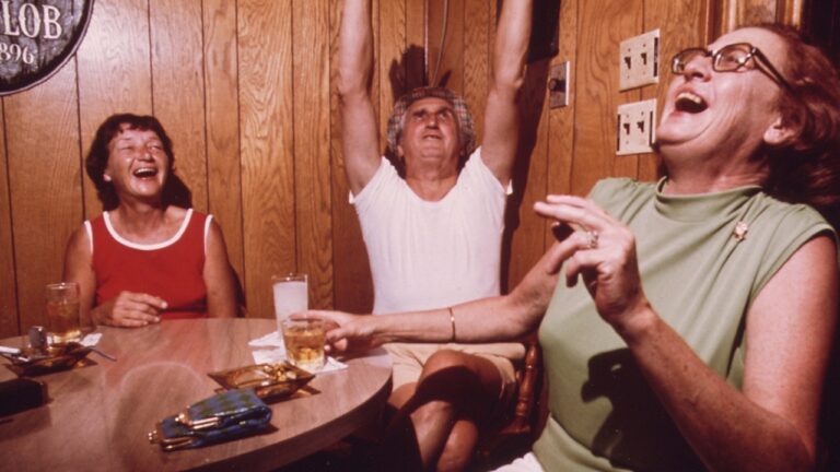 13 ’60s Trends That Would Be Publicly Shamed Today
