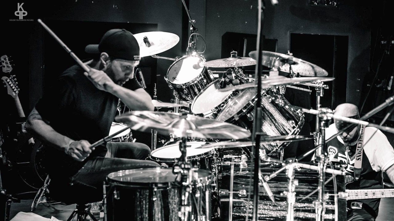 Dave Lombardo drumming