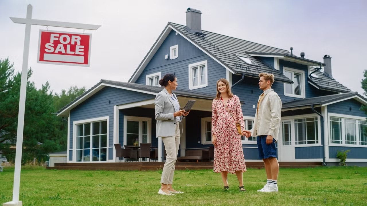 House for sale, resale value, realtor, couple, woman, man, buy, sell, for sale sign