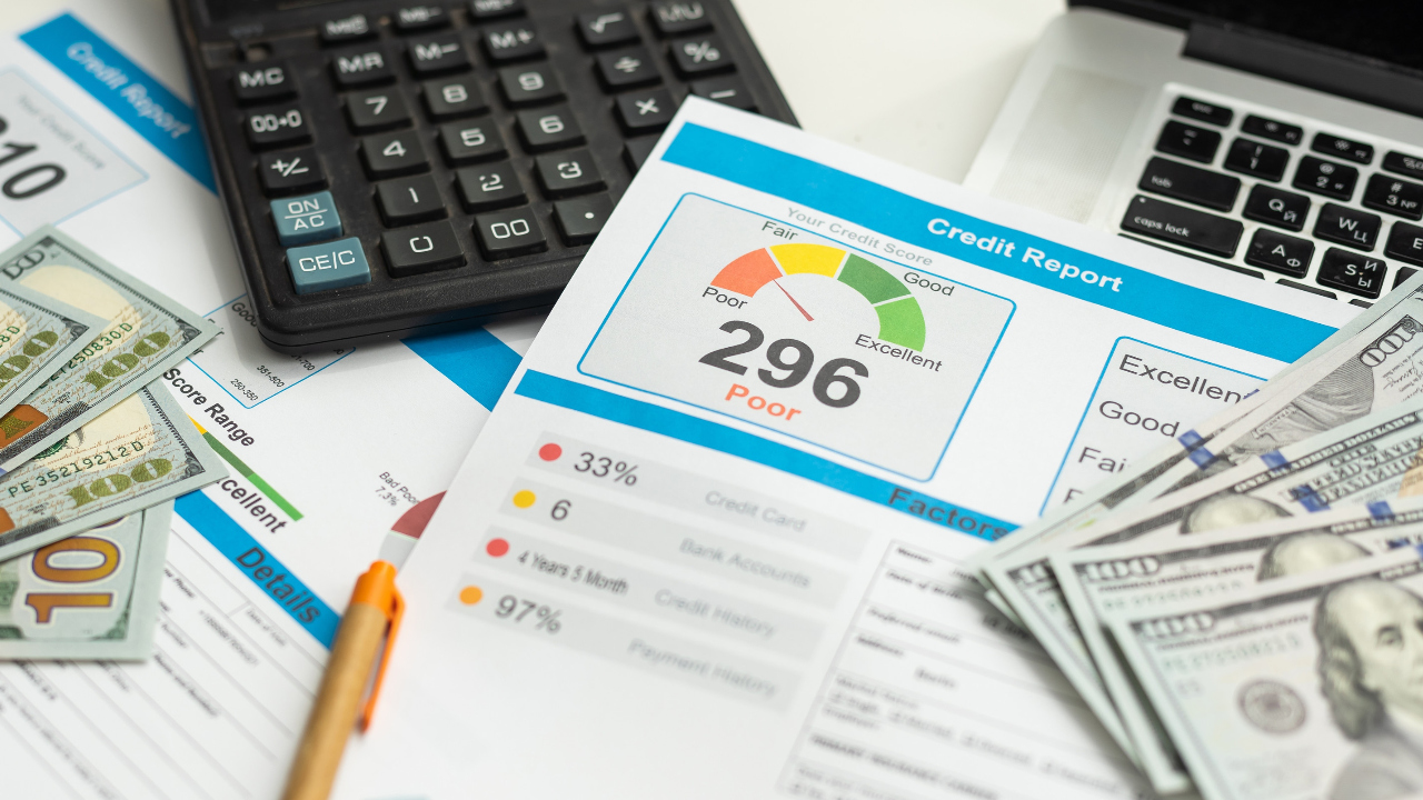 Poor credit score on credit report