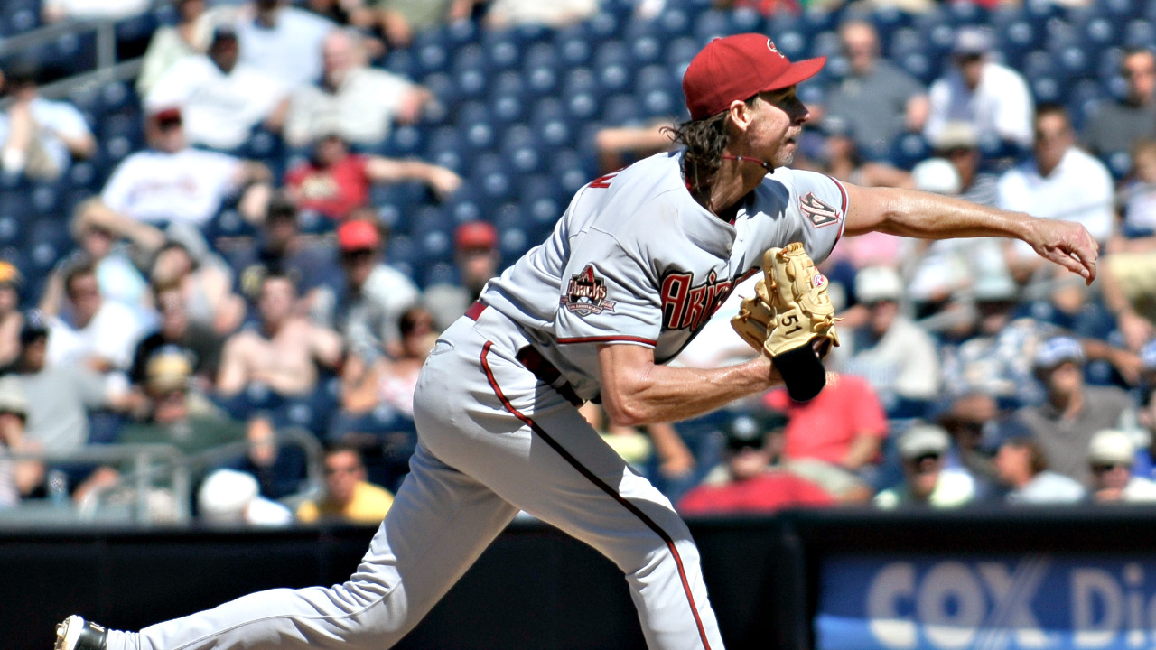Randy Johnson pitching for Arizona Diamondbacks
