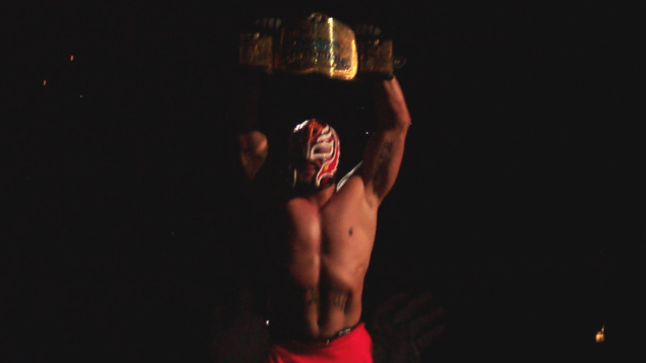 Rey Mysterio @ Adelaide, South Australia 'Smackdown' house show on the 10th of April '05