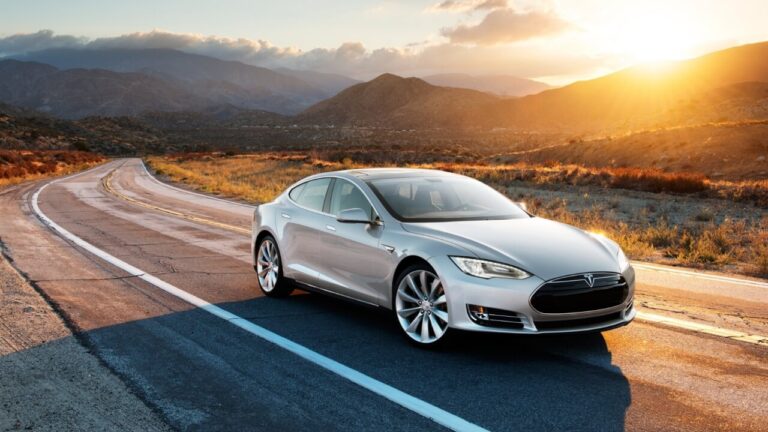 Tesla model S