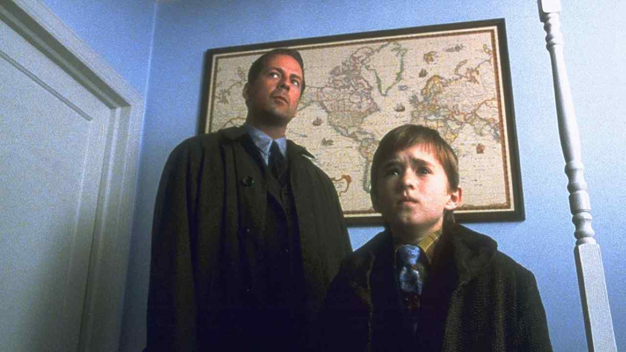 The Sixth Sense Bruce Willis, Haley Joel Osment oscar-nominated scary movies