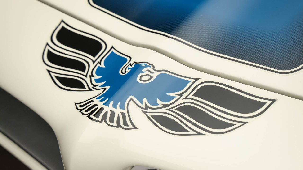 1971 Pontiac Firebird Trans Am emblem