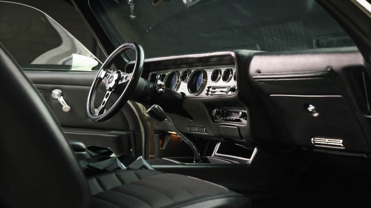 1971 Pontiac Firebird Trans Am interior