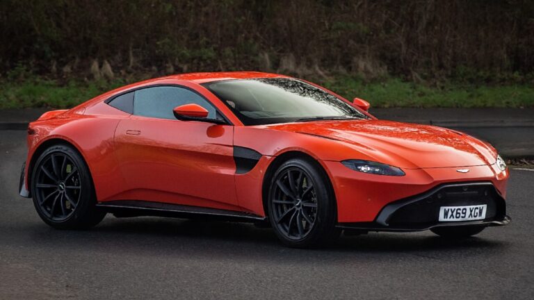 2019 Aston Martin Vantage