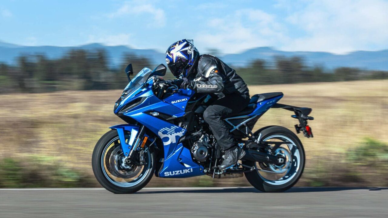 Suzuki GSX-8R