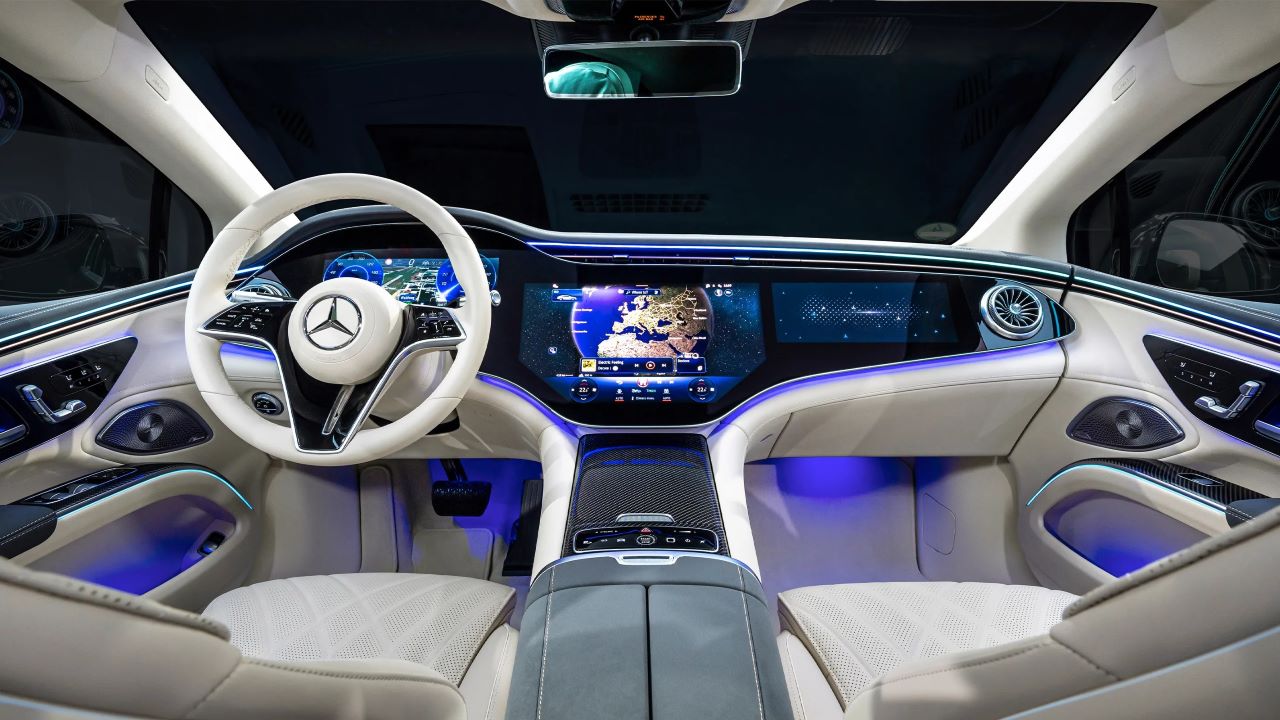 2025 Mercedes-Benz EQS sedan interior