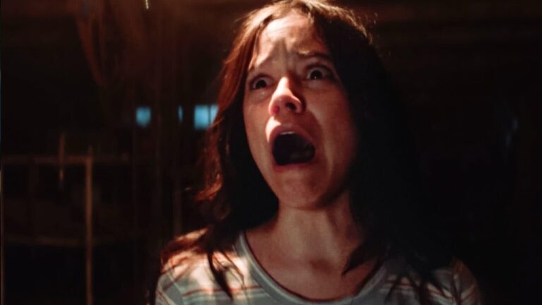 Jenna Ortega screaming in X (2022)
