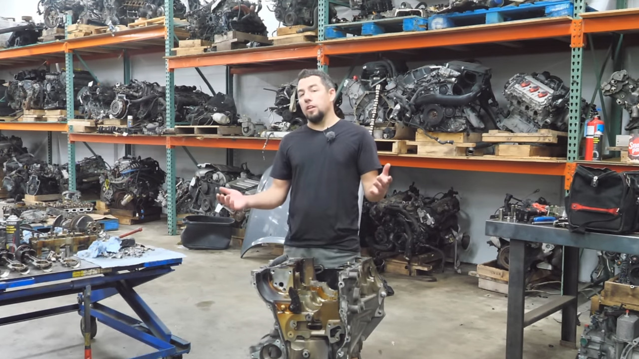 Host of I_Do_Cars with damaged engine