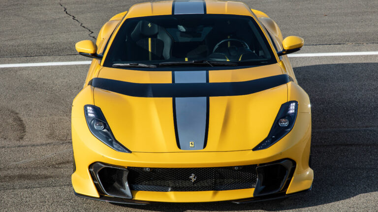 Ferrari 812 Competizione