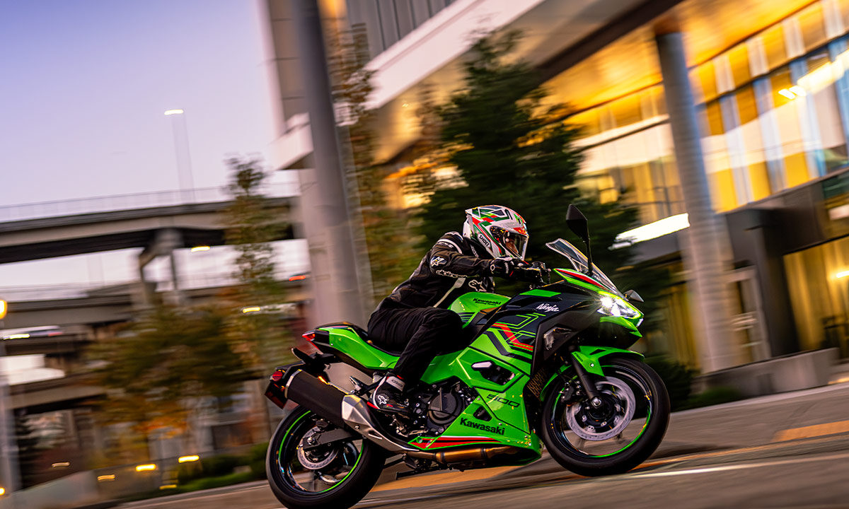 Kawasaki Ninja 500 on the road