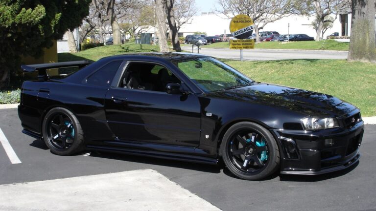Nissan Skyline
