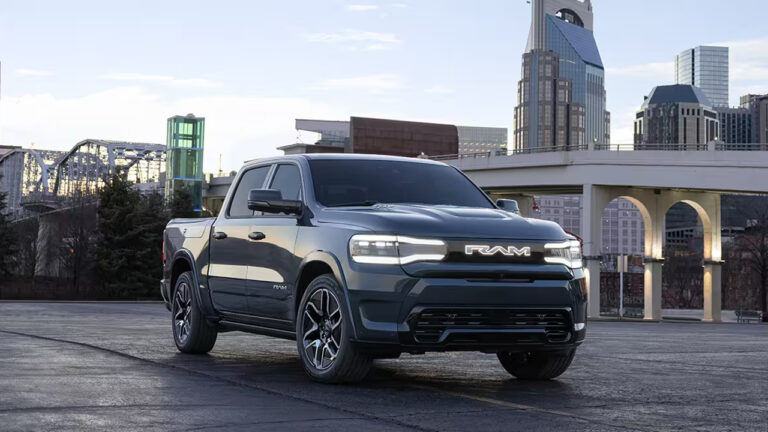 2024 Ram 1500 REV