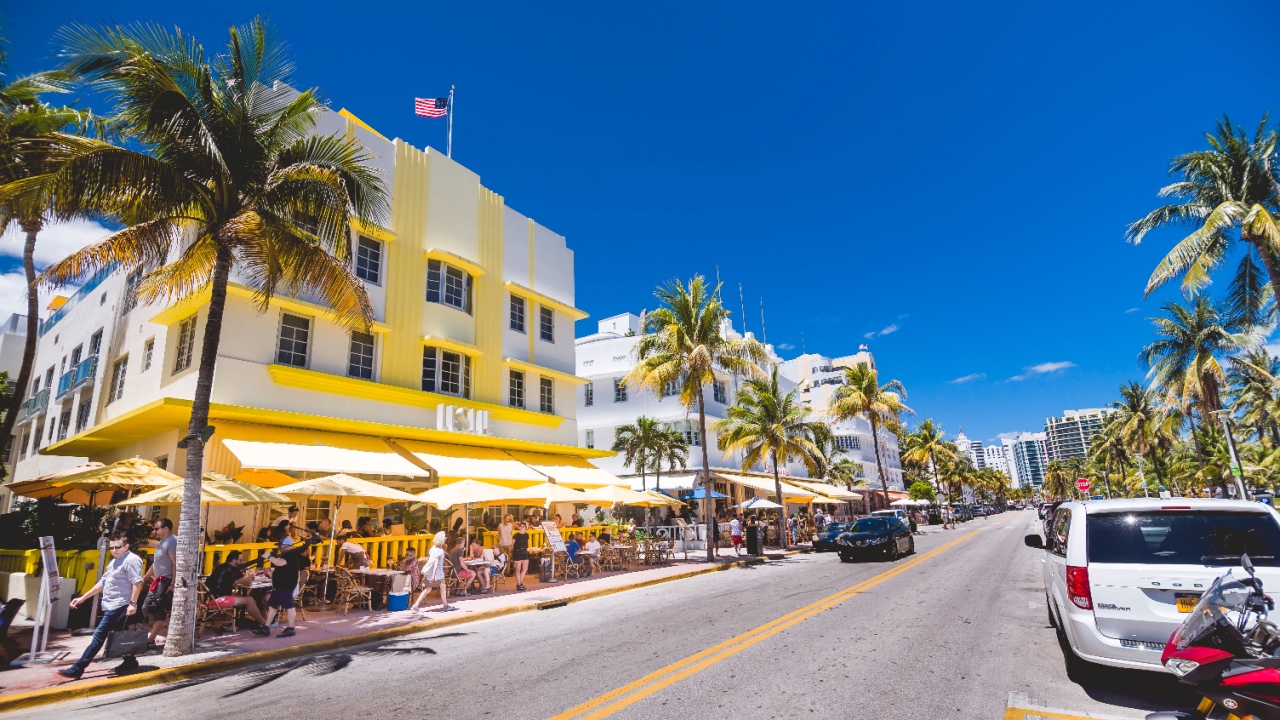 Leslie Hotel, an art deco building, along Ocean Drive in Miami, Florida.