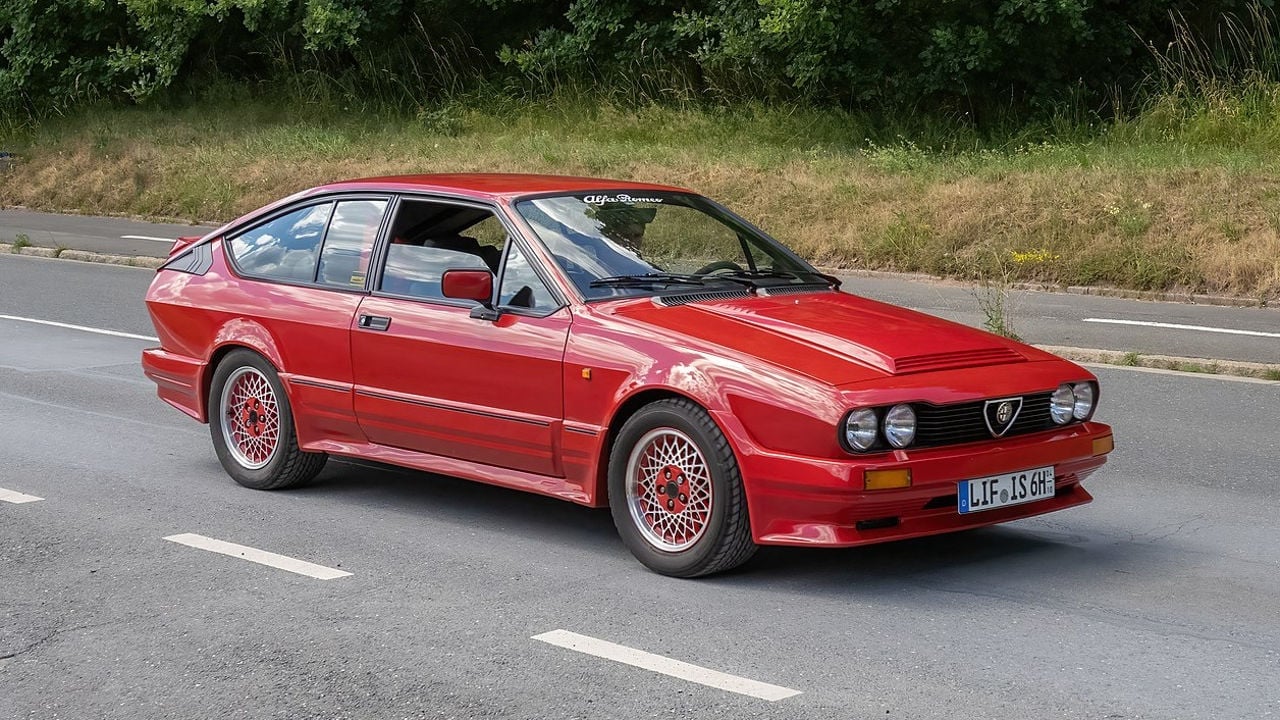 Alfa Romeo GTV6