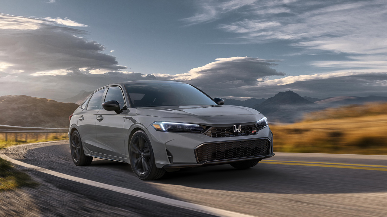 Honda Civic Si, front 3/4 view, facelift, driving, gray exterior